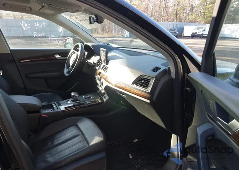 2019 Audi Q5 45 Premium from USA, damaged, VIN WA1ANAFY9K2080828